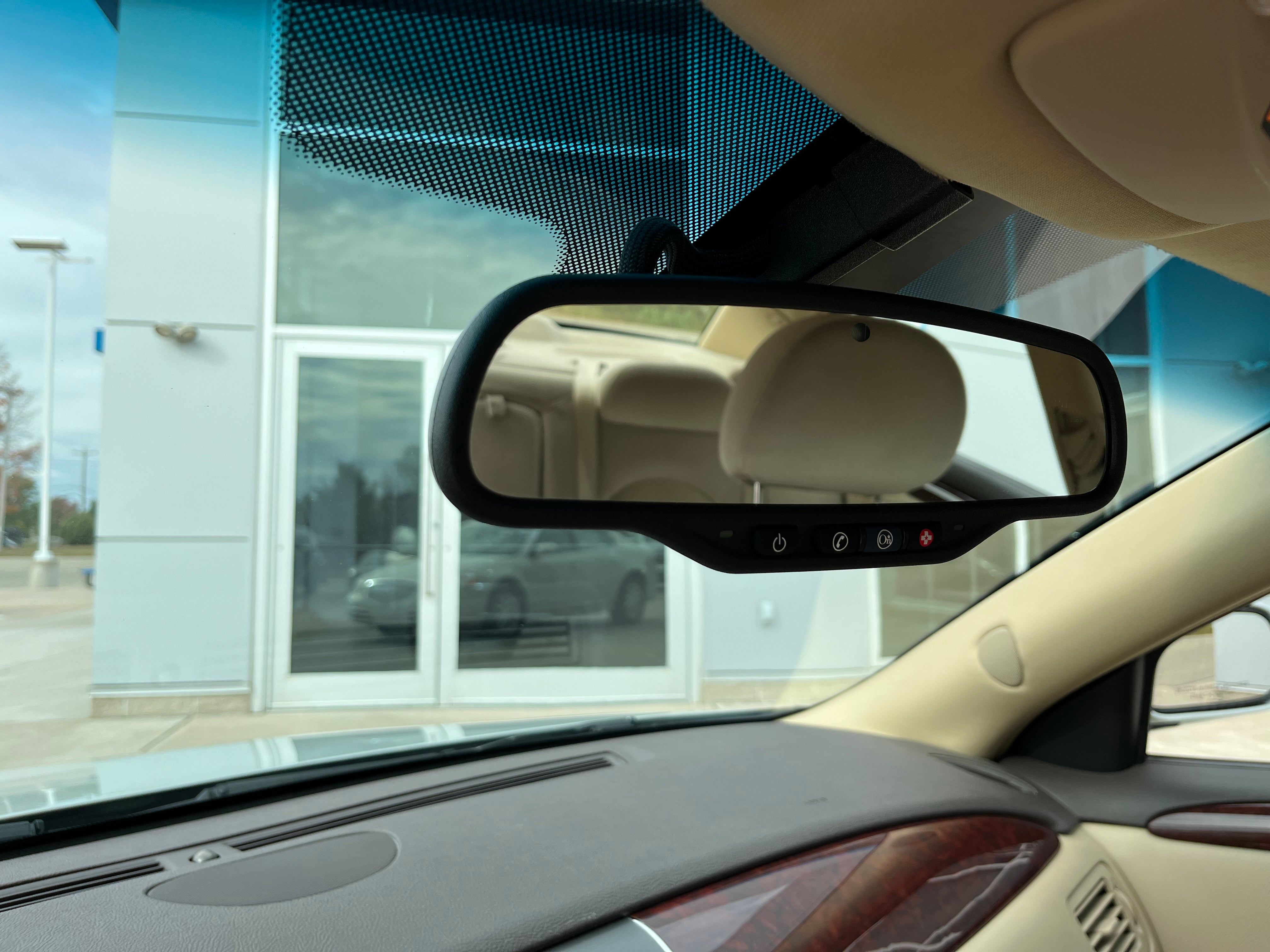 2010 Buick Lucerne CX-2 *Ltd Avail*