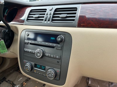 2010 Buick Lucerne CX-2 *Ltd Avail*