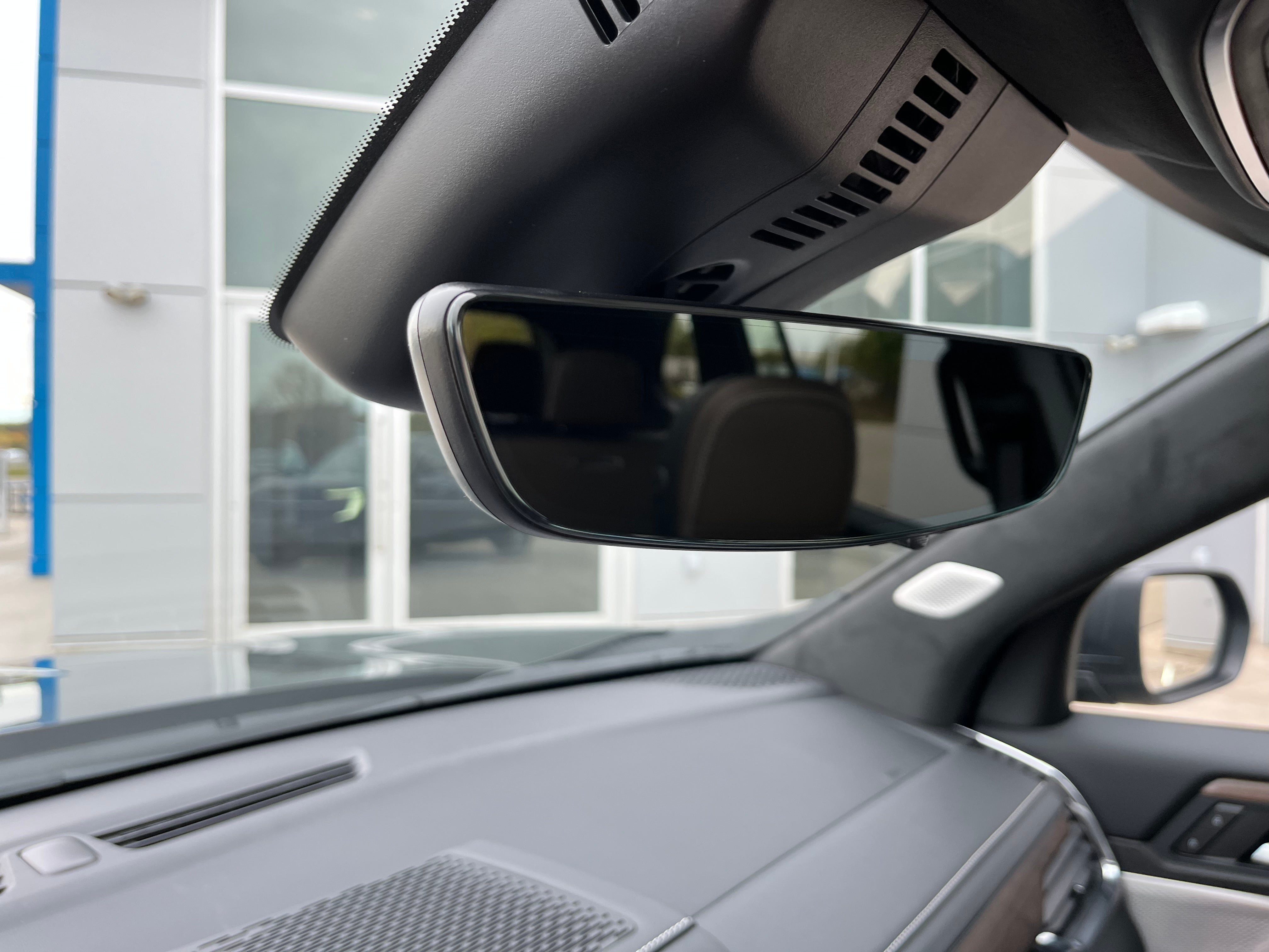 2027 GMC Acadia Denali Ultimate