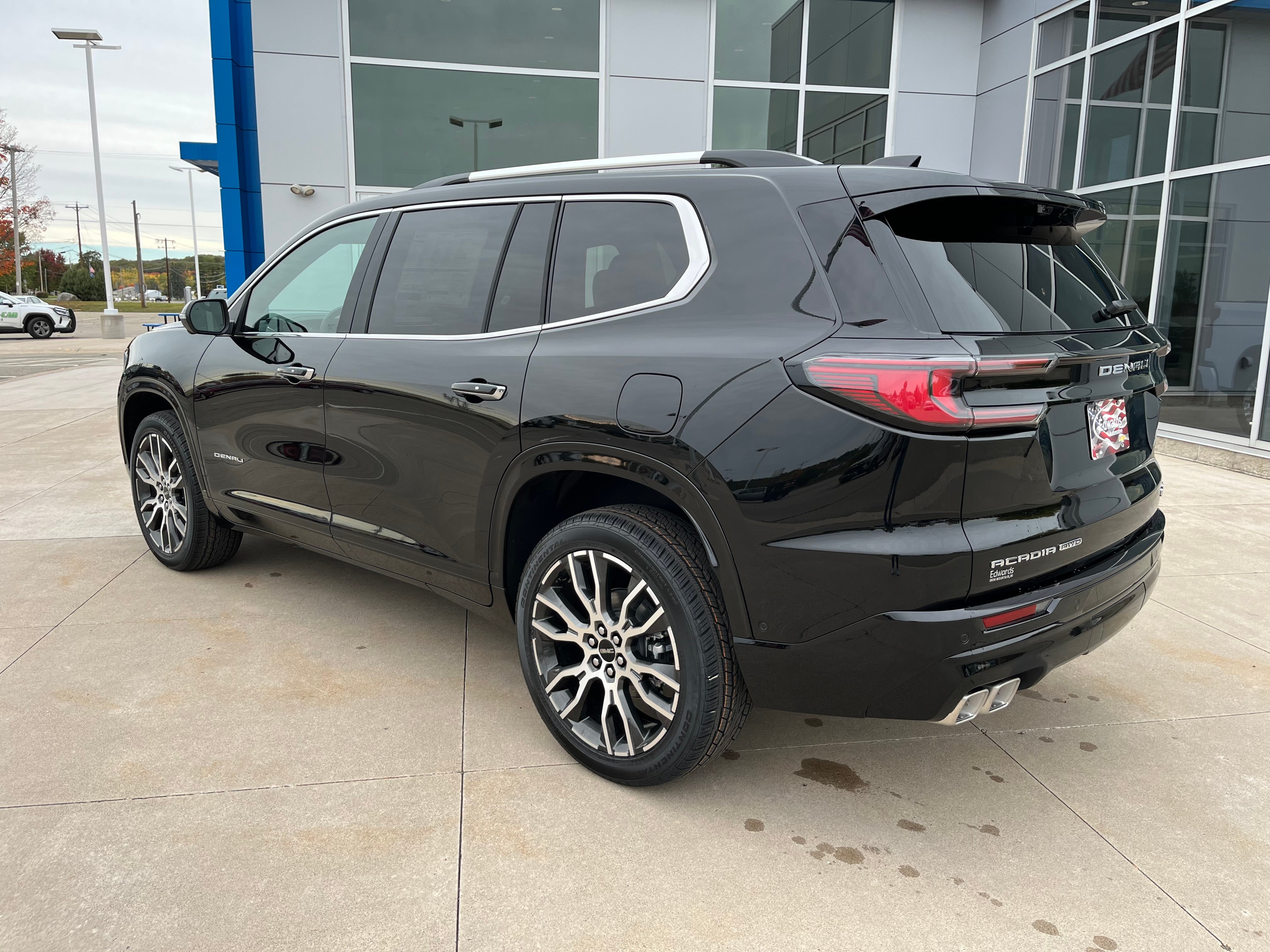 2027 GMC Acadia Denali Ultimate