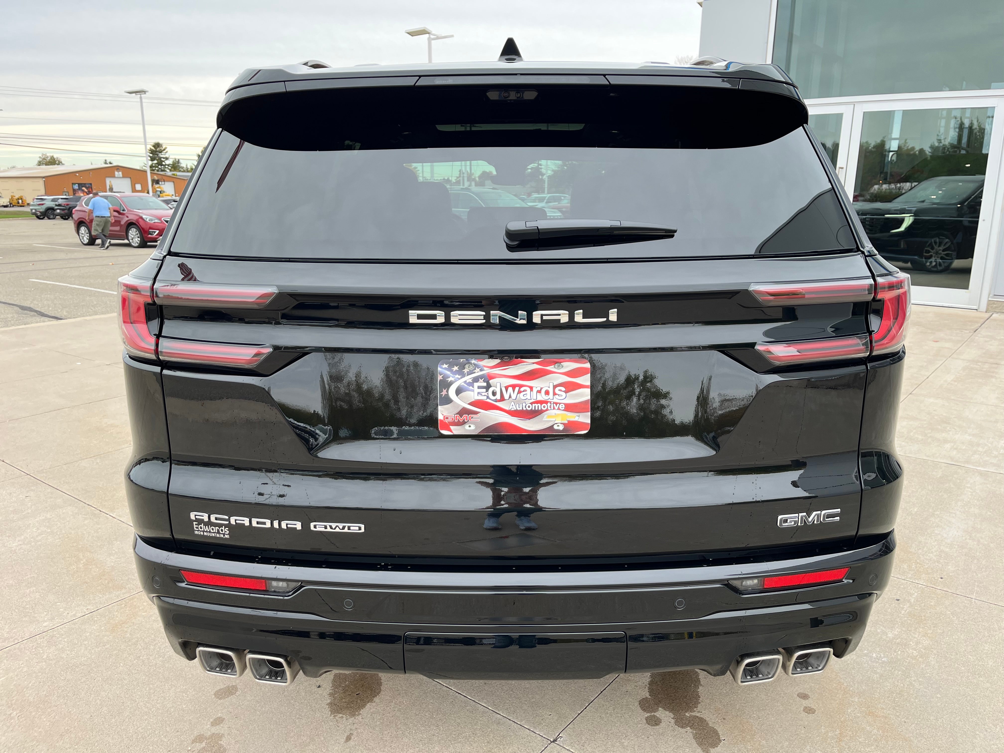 2027 GMC Acadia Denali Ultimate