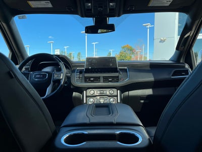 2022 GMC Yukon XL SLT