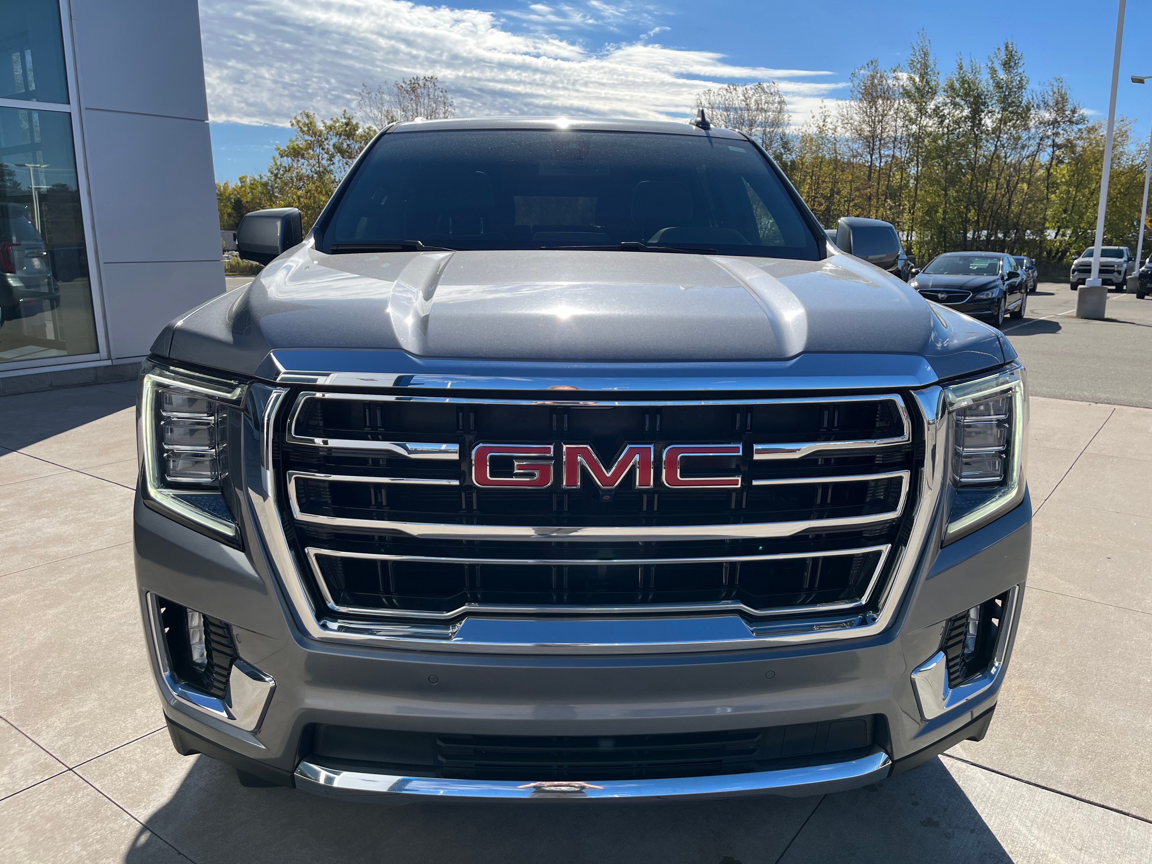 2022 GMC Yukon XL SLT