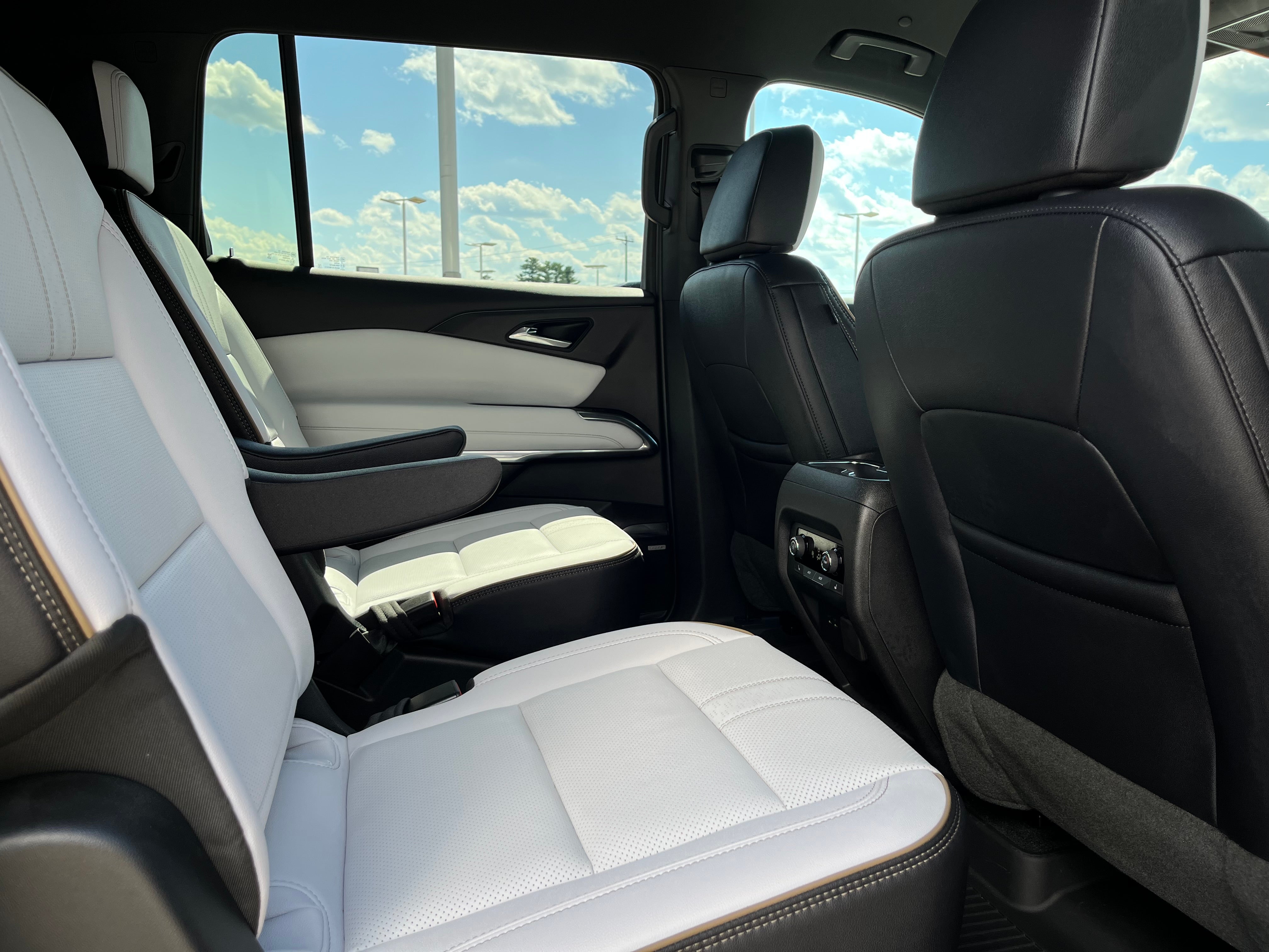 2025 Chevrolet Traverse High Country