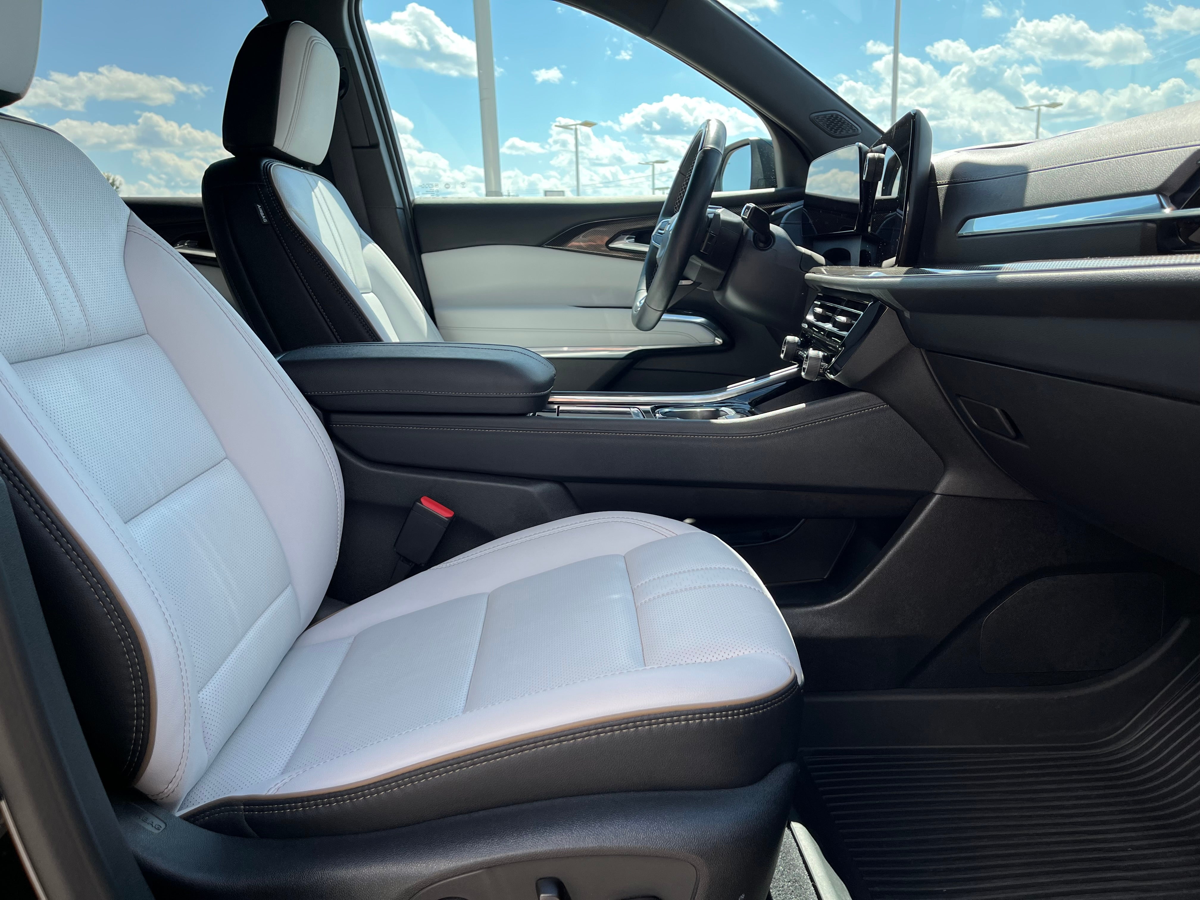2025 Chevrolet Traverse High Country