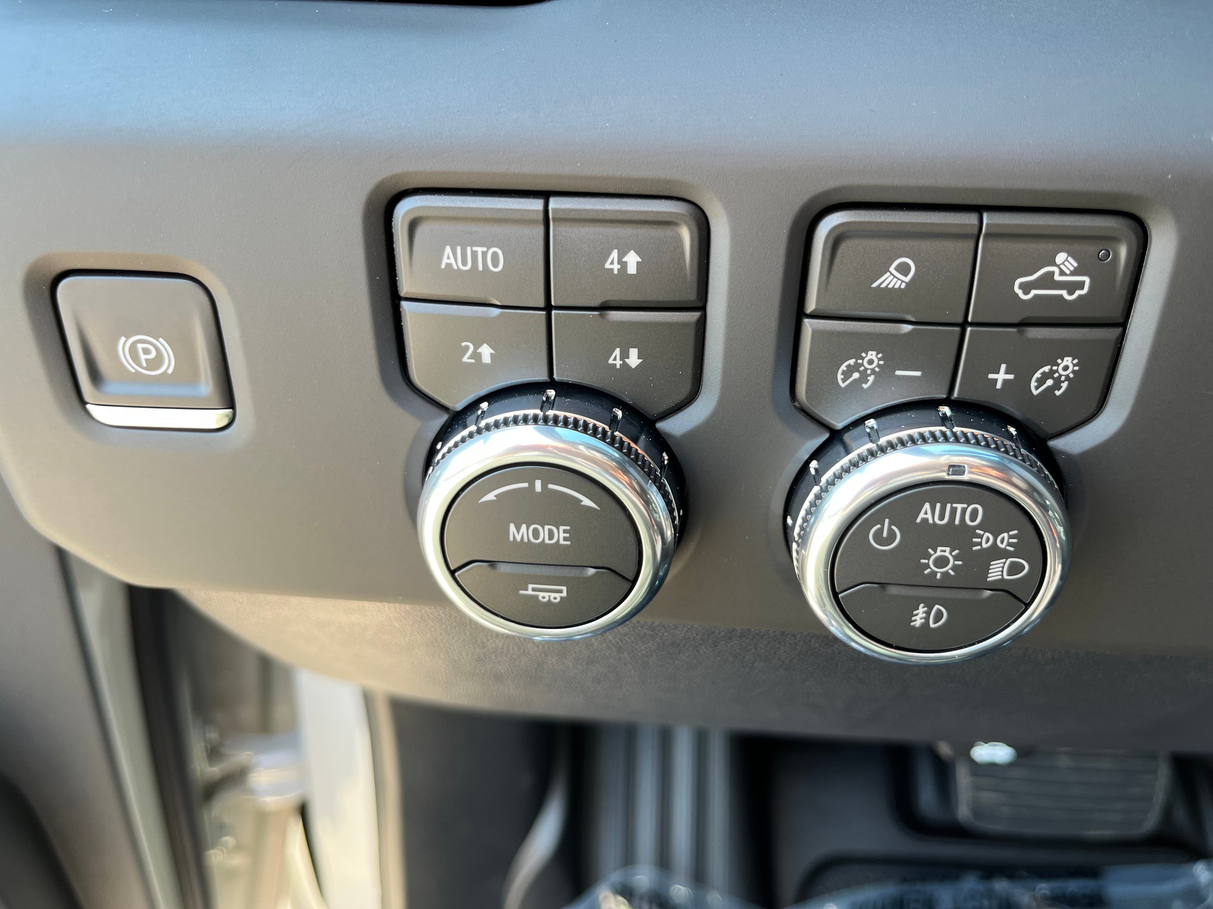 2026 GMC Sierra 3500HD AT4 - Photo 14