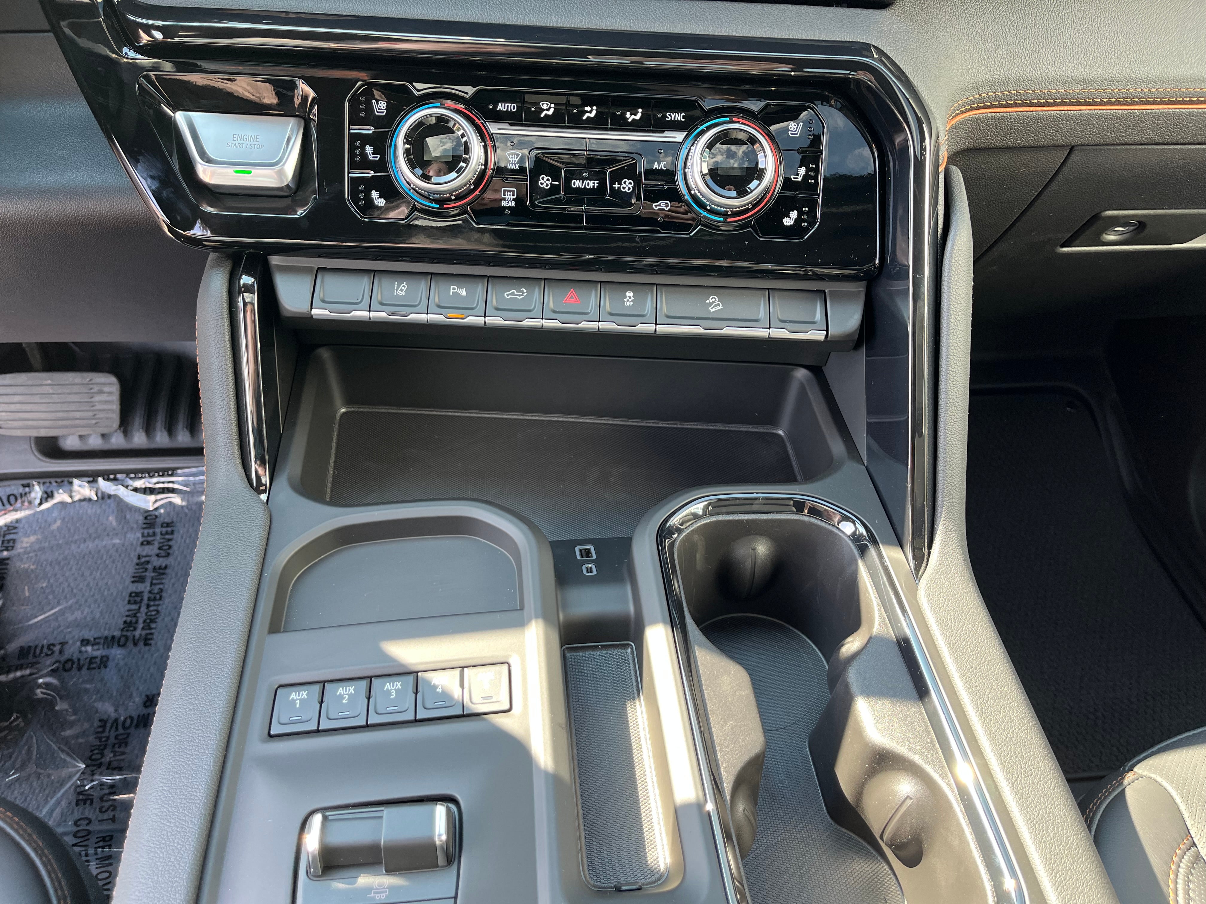 2026 GMC Sierra 3500HD AT4 - Photo 17