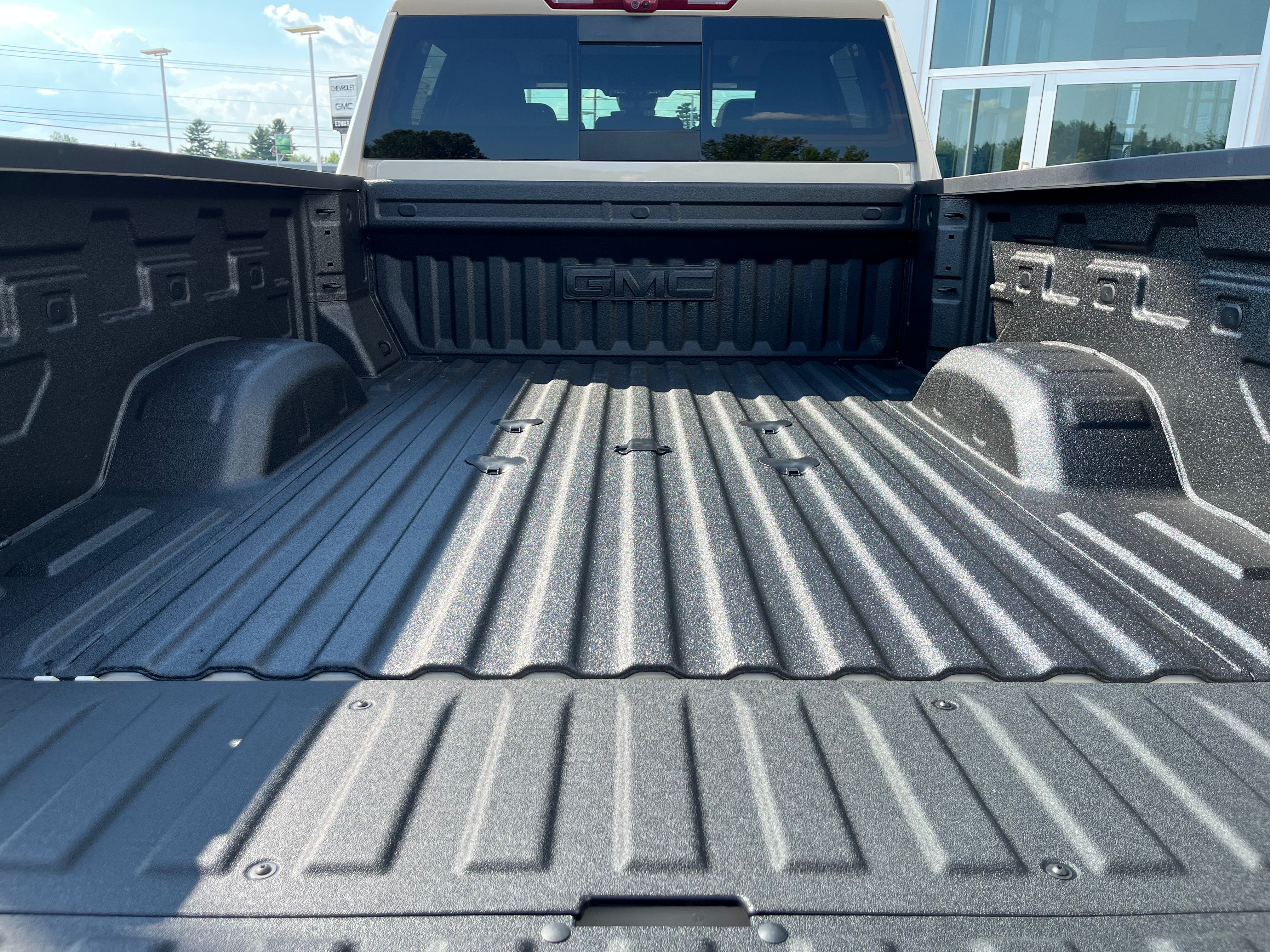 2026 GMC Sierra 3500HD AT4 - Photo 23