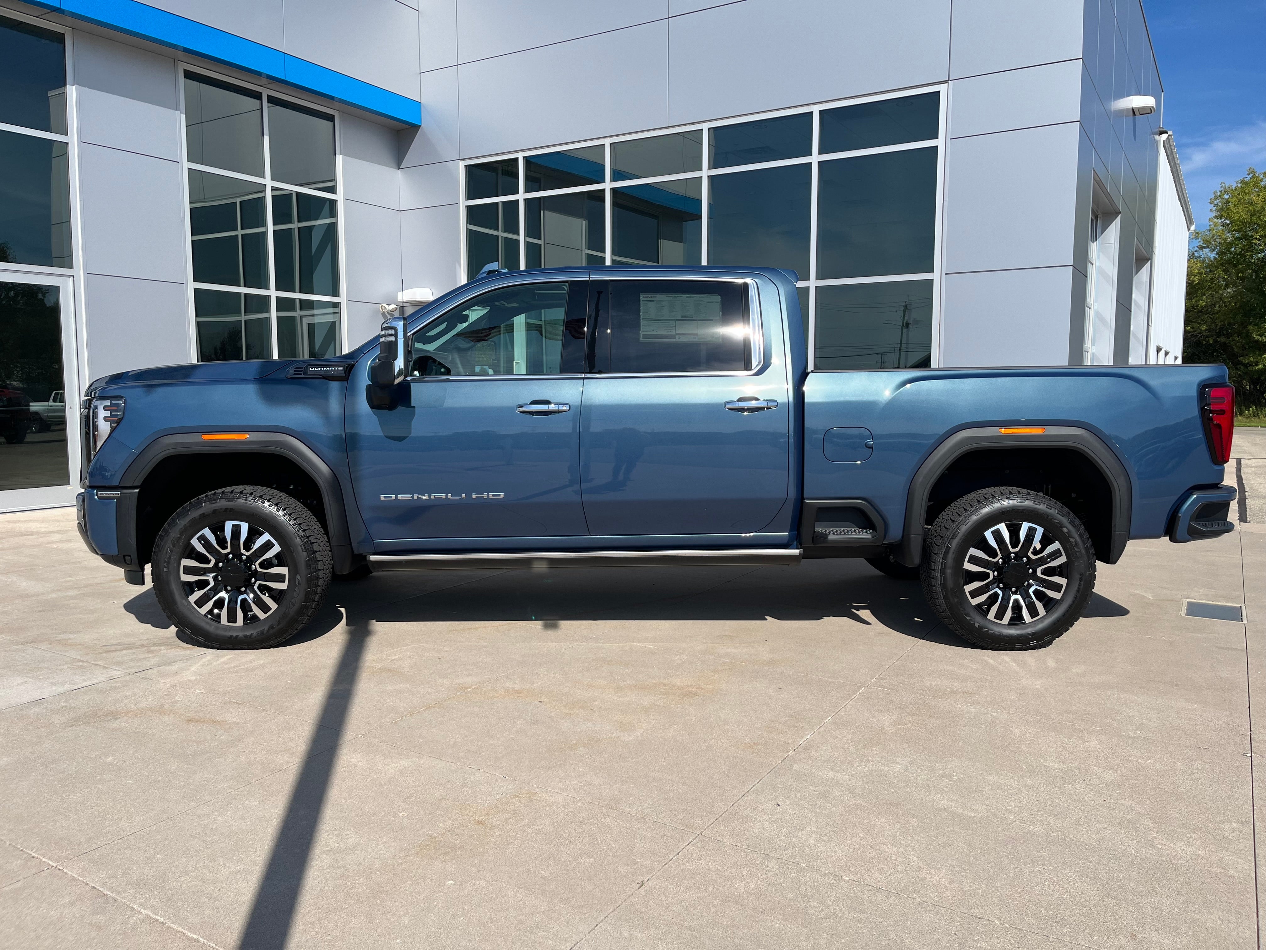 2026 GMC Sierra 2500 HD Denali Ultimate