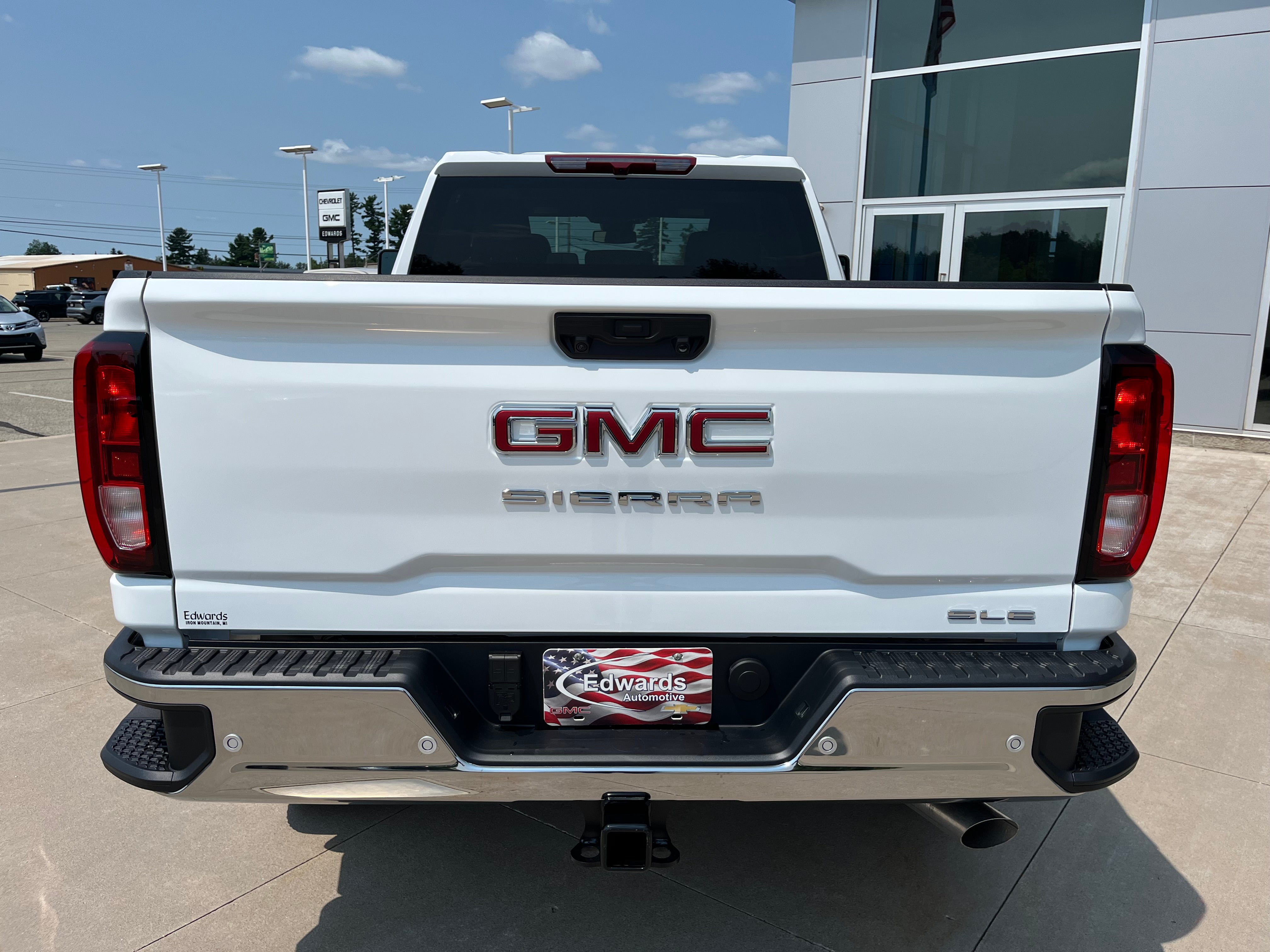 2026 GMC Sierra 2500 HD SLE