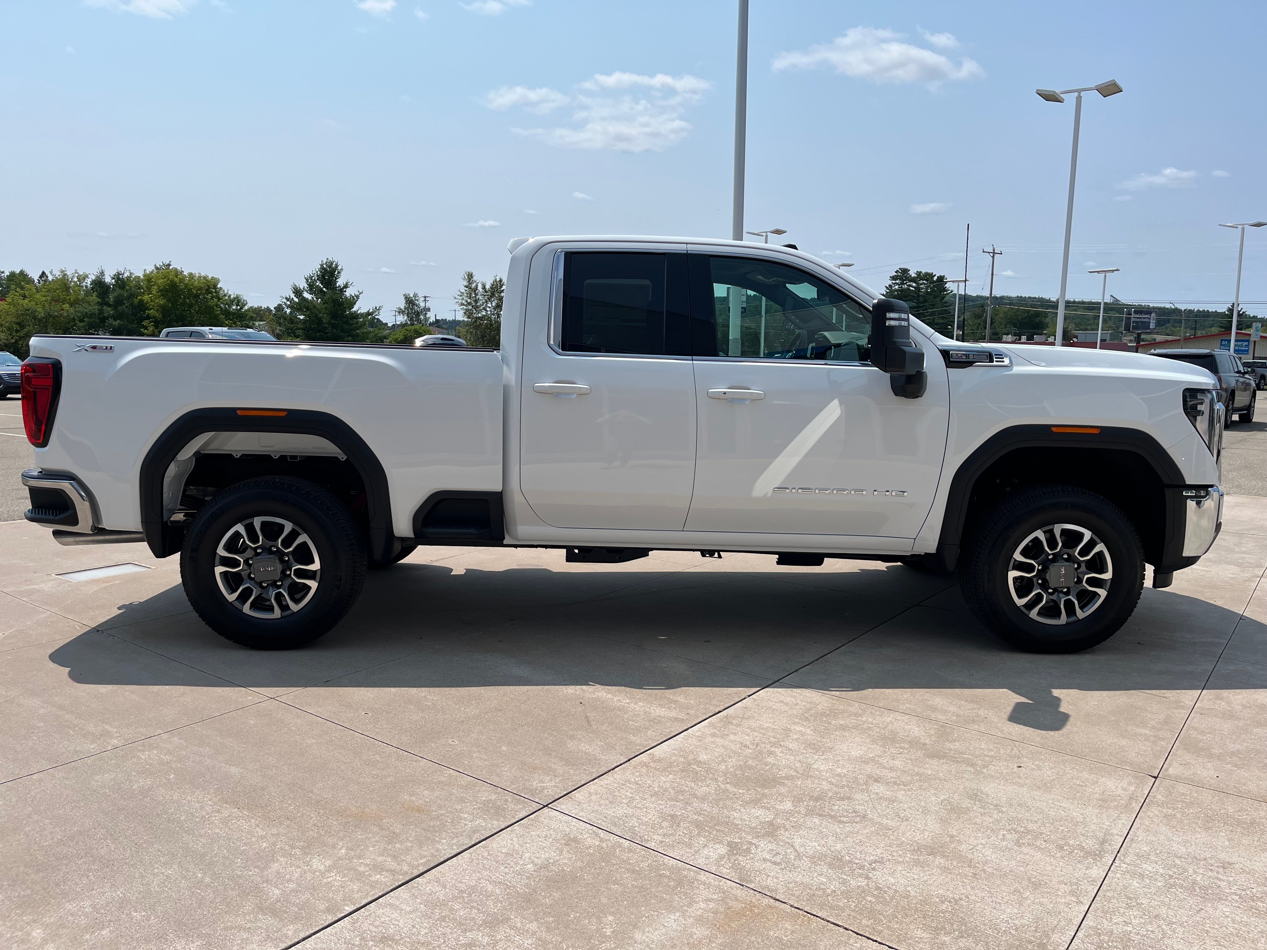 2026 GMC Sierra 2500 HD SLE