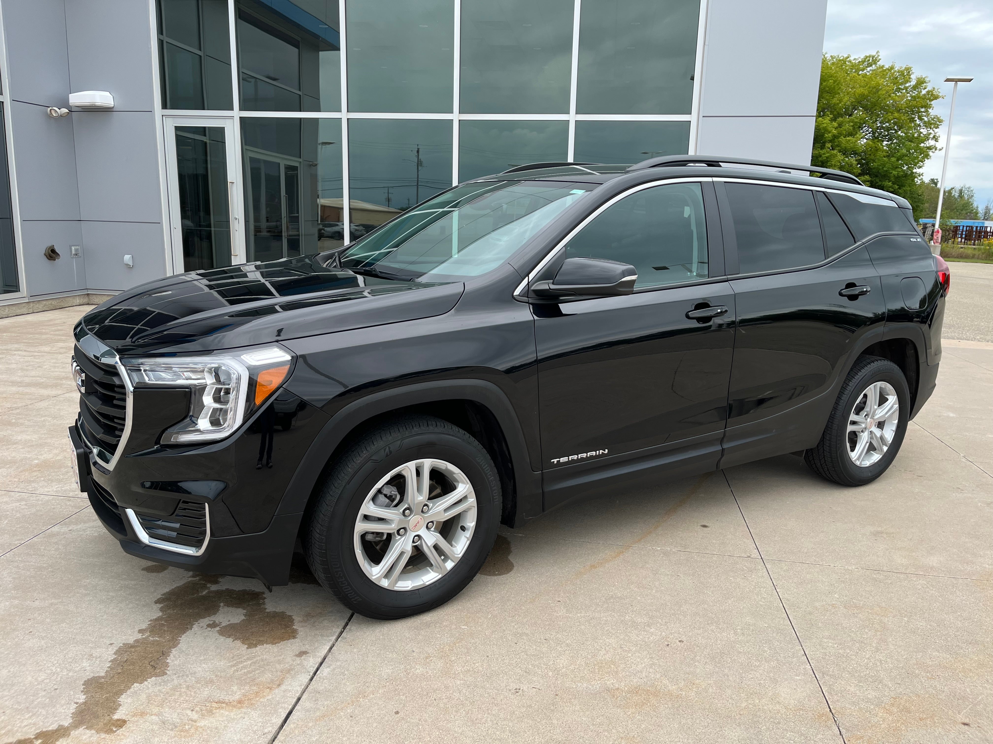 2023 GMC Terrain SLE