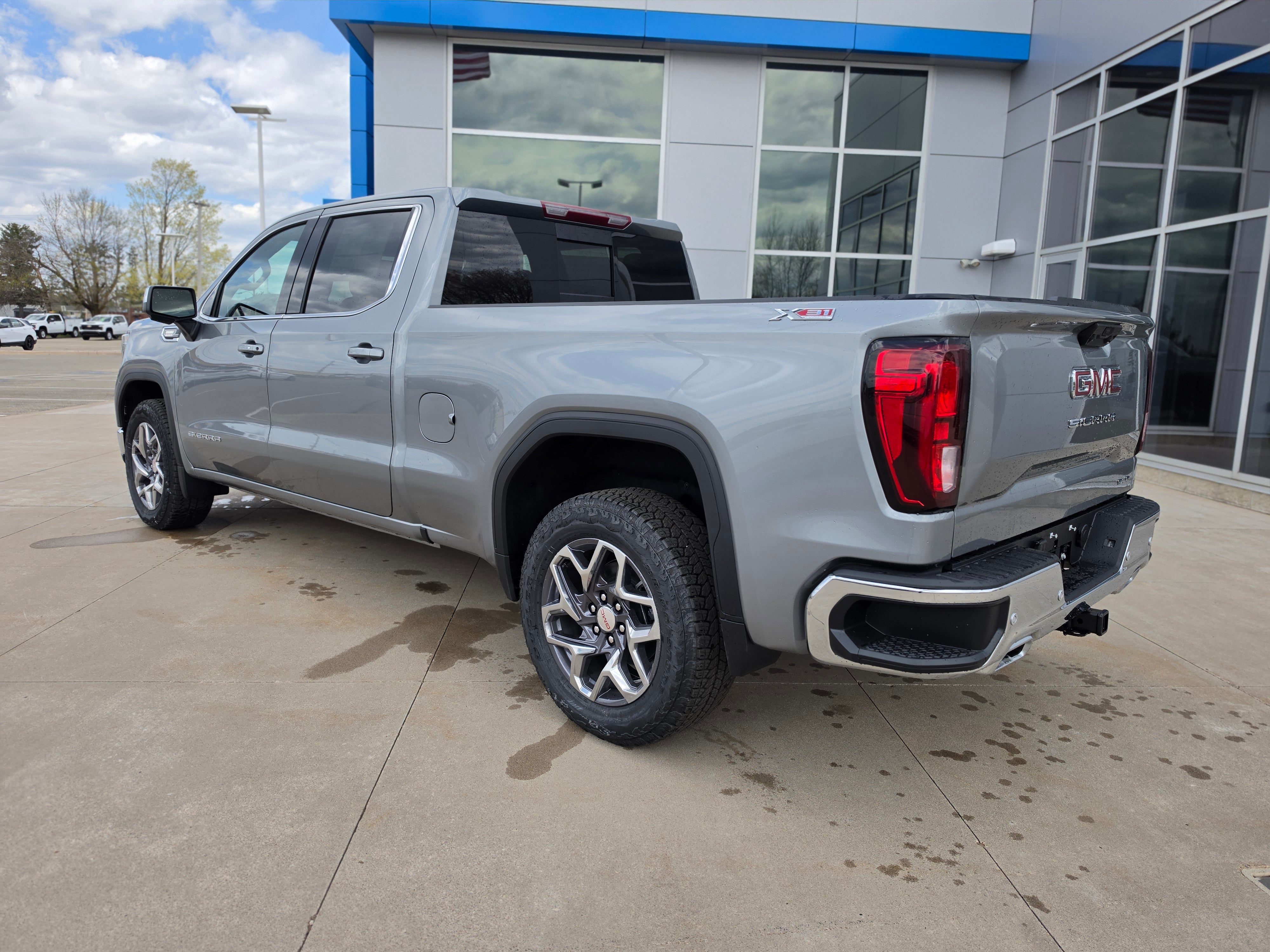 2026 GMC Sierra 1500 SLE