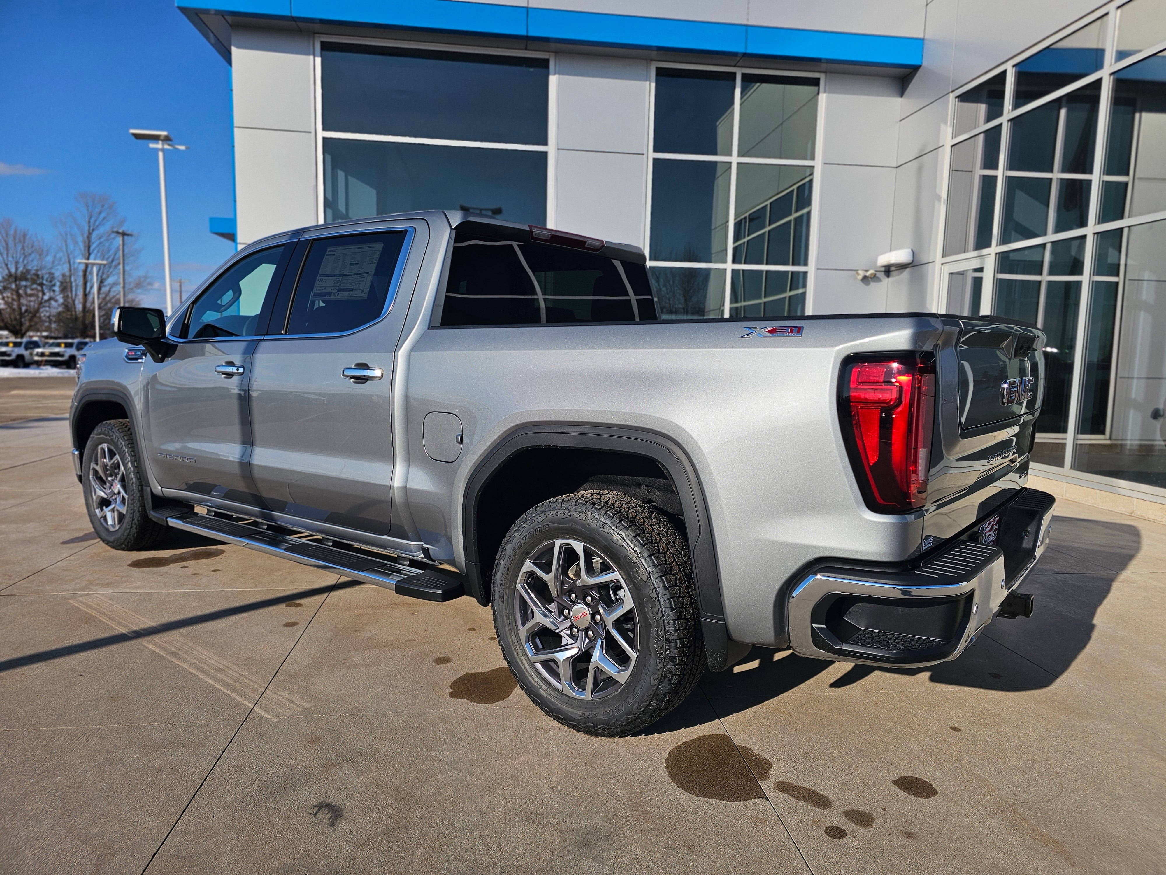 2026 GMC Sierra 1500 SLT