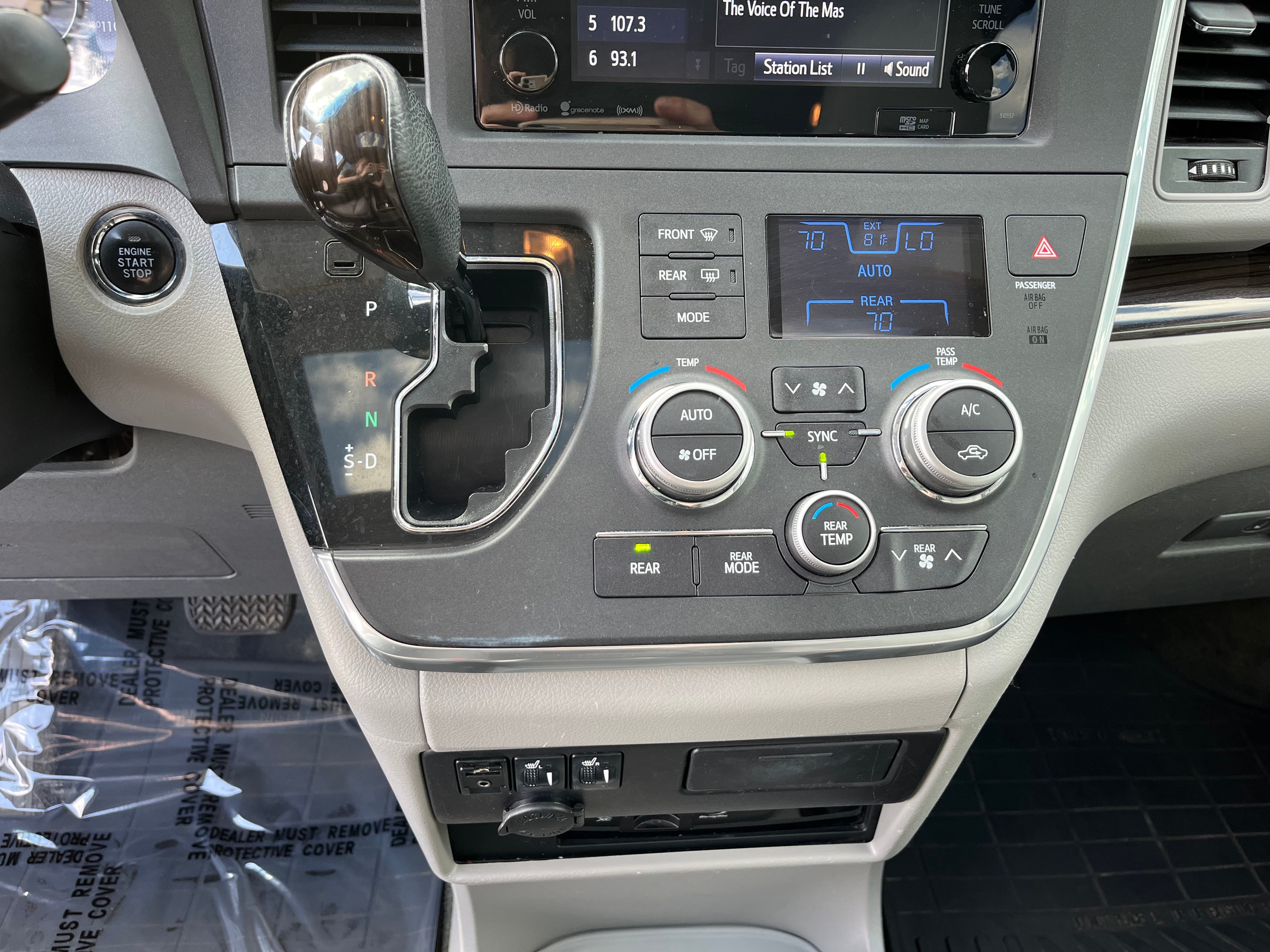 2016 Toyota Sienna XLE