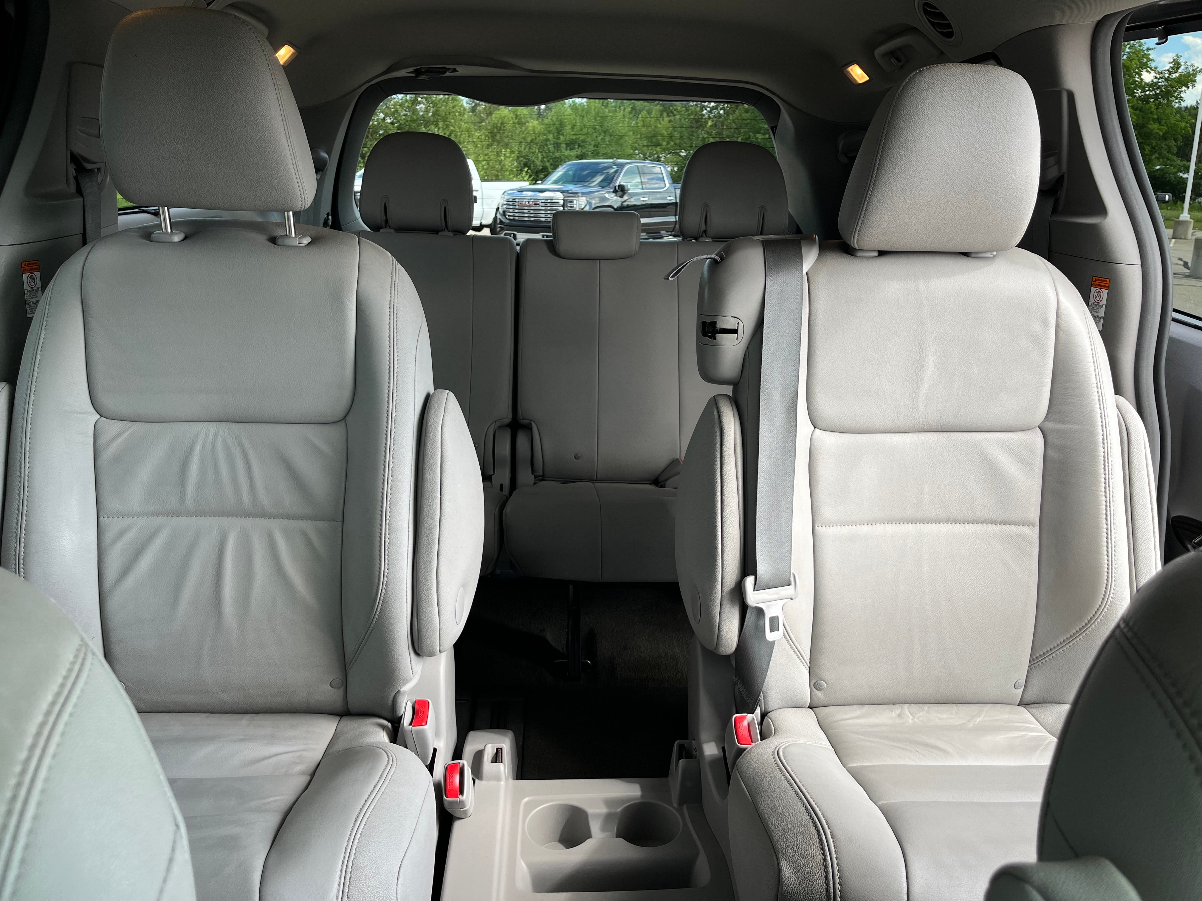 2016 Toyota Sienna XLE