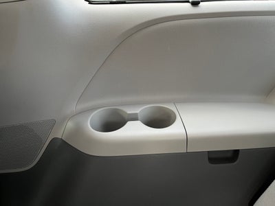 2016 Toyota Sienna XLE