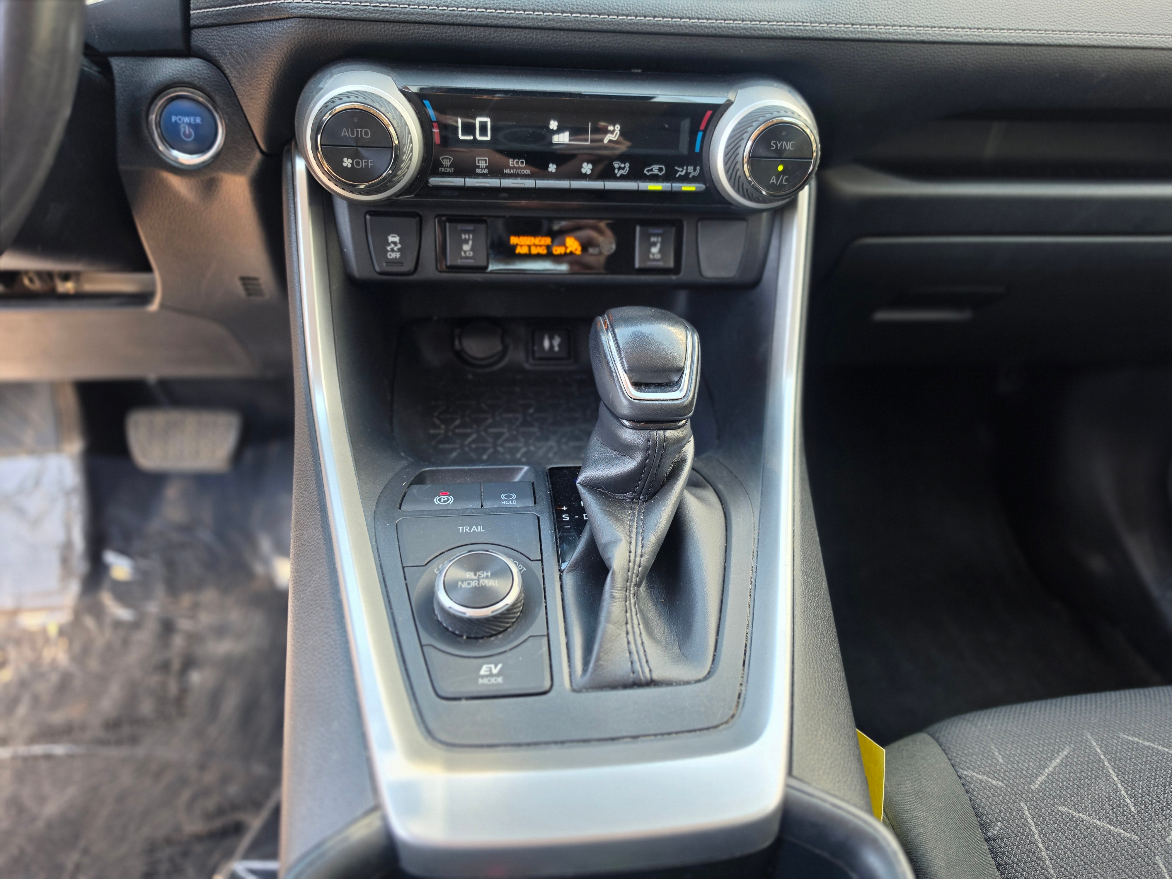 2019 Toyota RAV4 Hybrid XLE