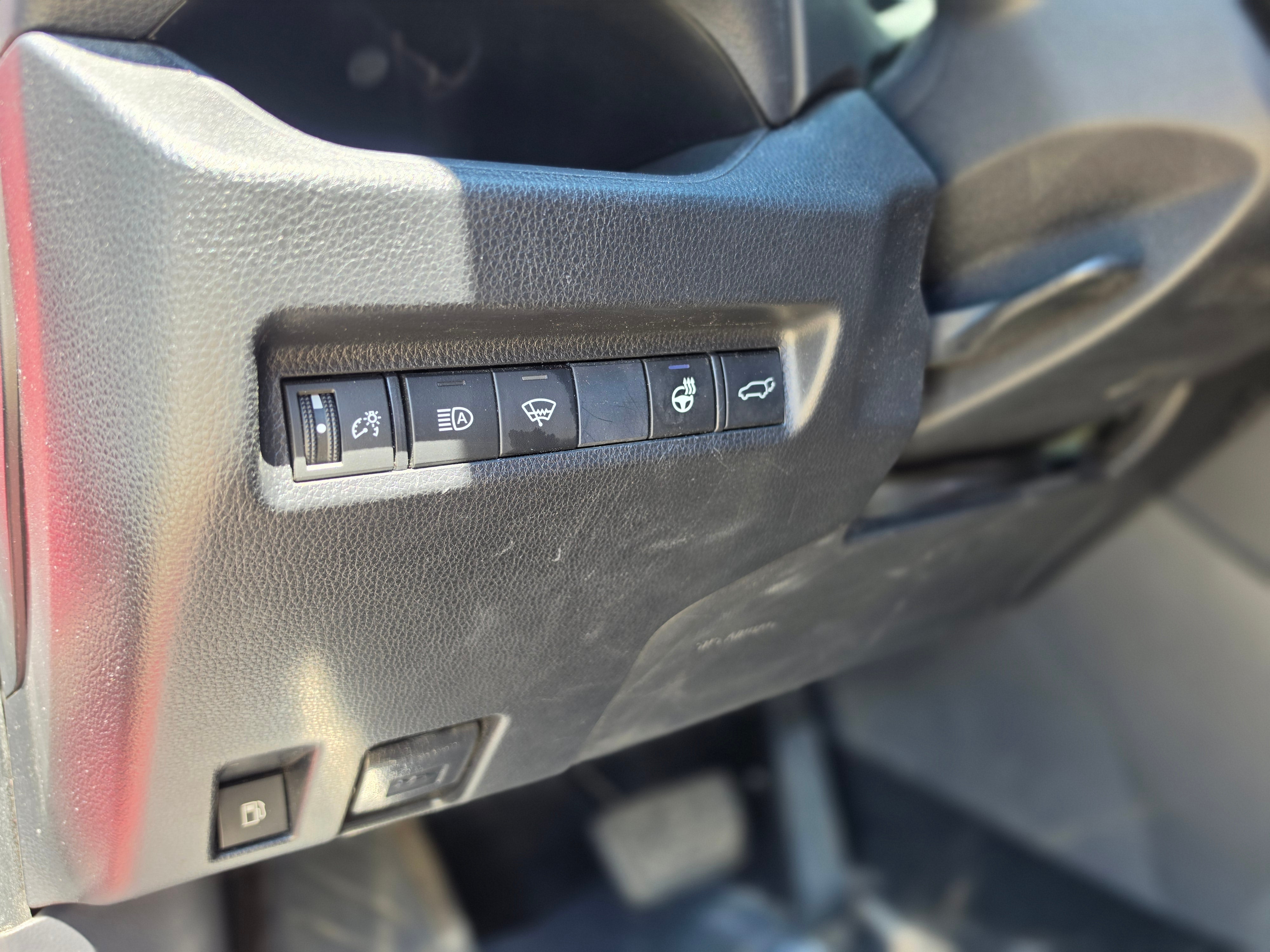 2019 Toyota RAV4 Hybrid XLE