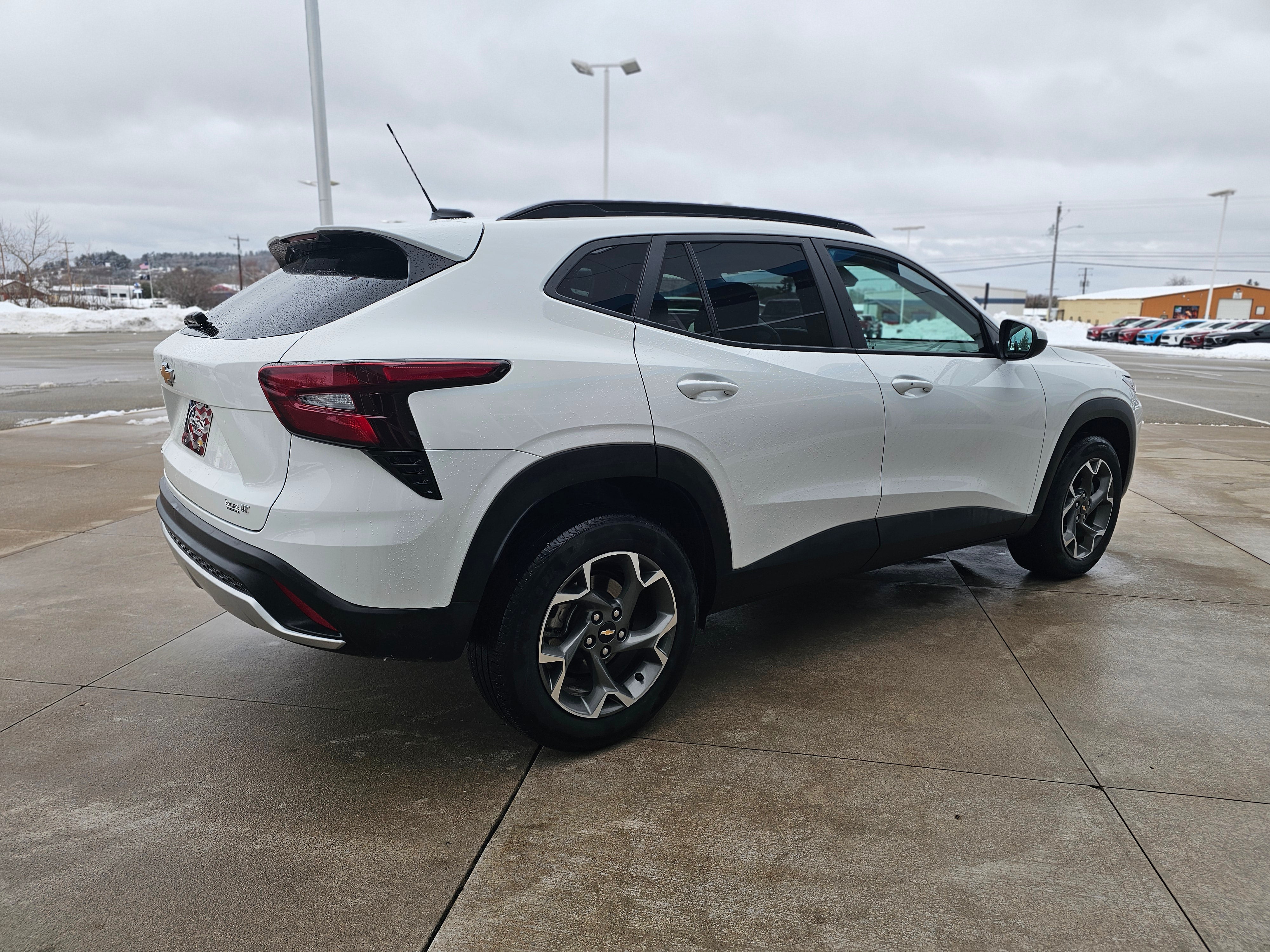 2024 Chevrolet Trax LT
